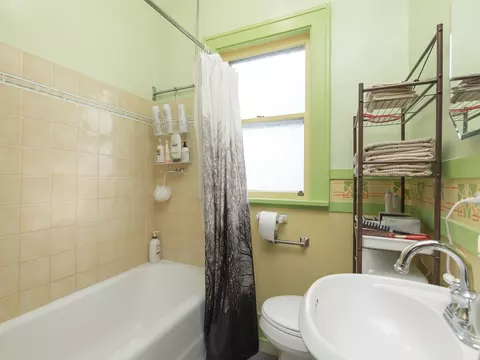 626 Orange St, Elgin, IL 60123 photo 15