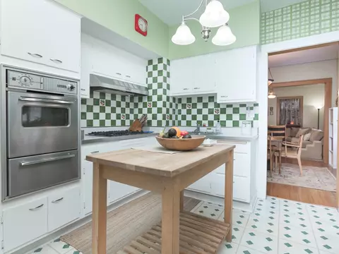 626 Orange St, Elgin, IL 60123 photo 9