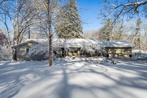 4702 Spring Brook Rd, Rockford, IL 61114 photo 4