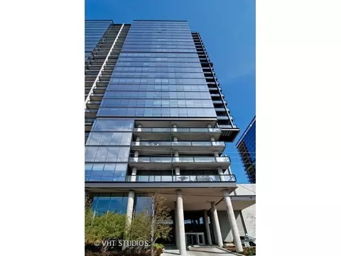 860 W Blackhawk St #606, Chicago, IL 60642