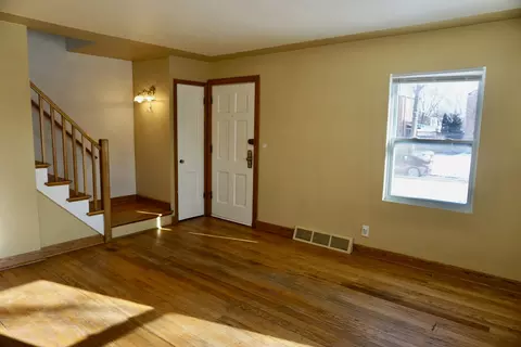 4248 Anna Ave, Lyons, IL 60534 photo 3