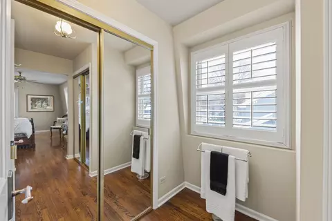 509 E 12th Ave, Naperville, IL 60563 photo 17
