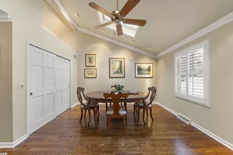 509 E 12th Ave, Naperville, IL 60563 photo 12
