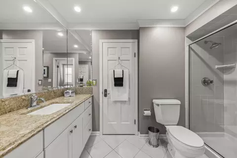 509 E 12th Ave, Naperville, IL 60563 photo 18