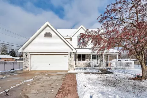 6360 Kimberly Dr, Tinley Park, IL 60477