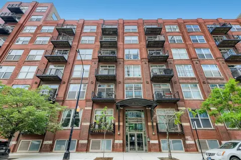 420 S Clinton St #616A, Chicago, IL 60607