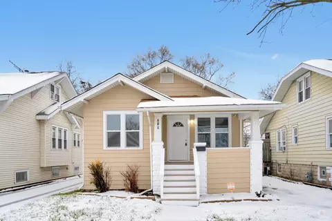 218 156th Pl, Calumet City, IL 60409