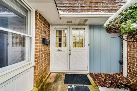 8 Brookton On Auburn Blvd, Rolling Meadows, IL 60008 photo 3