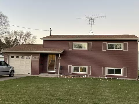 711 E Central Ave, Princeton, IL 61356