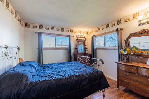Bedroom - 711 E Central Ave, Princeton, IL 61356 photo 2 of 2