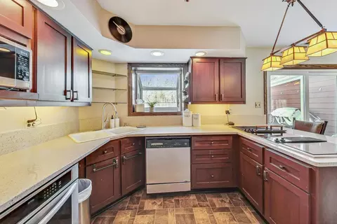714 67th Pl, Willowbrook, IL 60527 photo 9