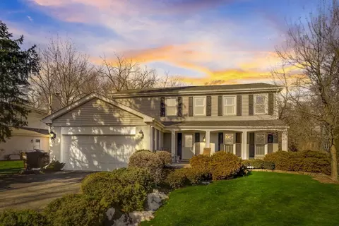 216 Schuldt Dr, Lake Zurich, IL 60047