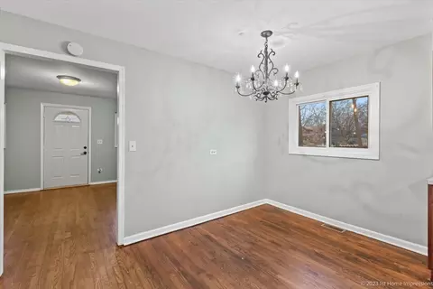 411 Slade Ave, Elgin, IL 60120 photo 5