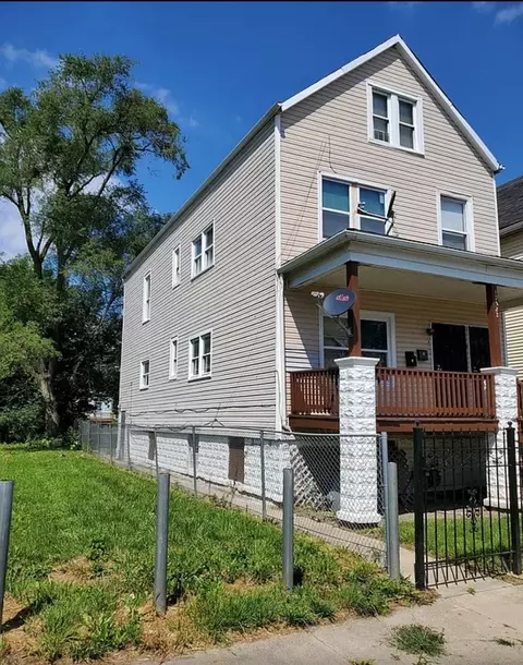10722 S Perry Ave, Chicago, IL 60628