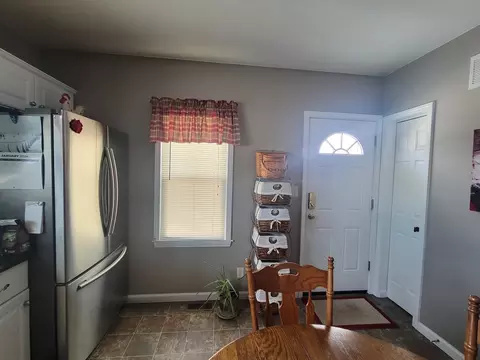 2321 3rd St, Peru, IL 61354 photo 8