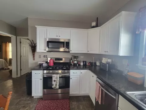 2321 3rd St, Peru, IL 61354 photo 6