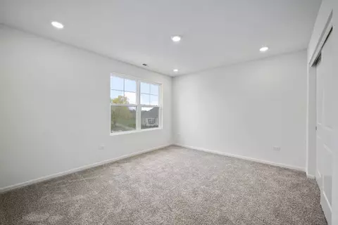 3629 Ancient Oak Dr, Elgin, IL 60124 photo 14