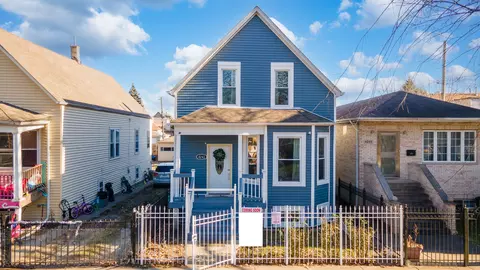 4243 S Richmond St, Chicago, IL 60632