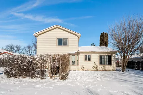456 E Valleyview Dr, Bartlett, IL 60103 photo 7
