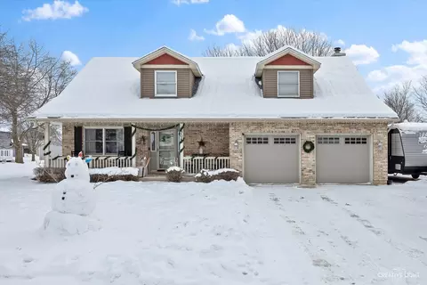 304 Woodworth St, Yorkville, IL 60560