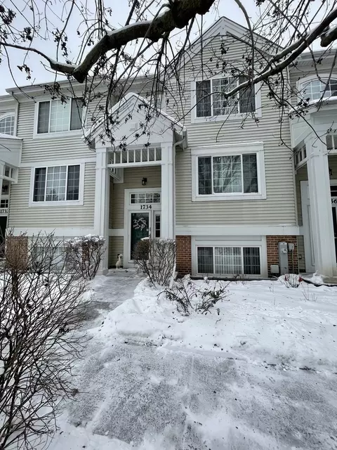 1734 Avalon Ct, Glendale Heights, IL 60139