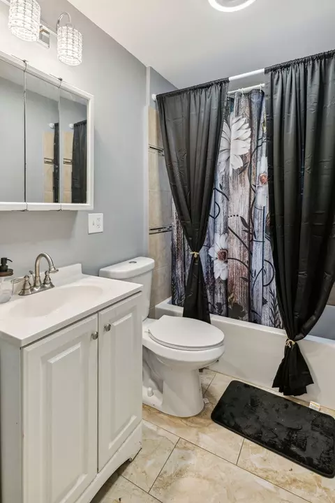 2920 E 78th Pl, Chicago, IL 60649 photo 19
