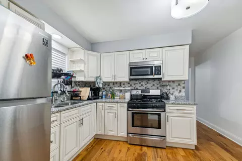 2920 E 78th Pl, Chicago, IL 60649 photo 9
