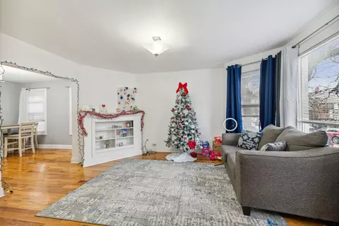 2920 E 78th Pl, Chicago, IL 60649 photo 4