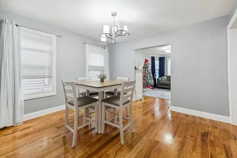 2920 E 78th Pl, Chicago, IL 60649 photo 7