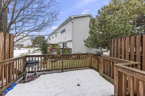 227 Raintree Ct, Aurora, IL 60504 photo 16