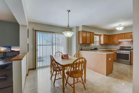 12410 Heritage Meadows Dr, Plainfield, IL 60585 photo 6