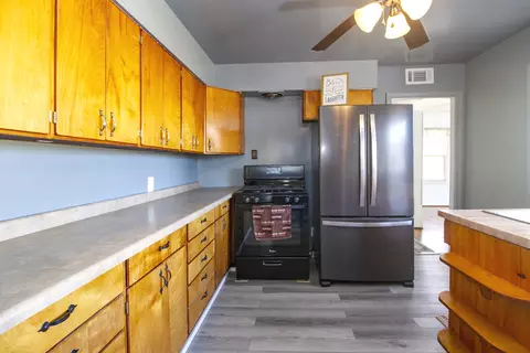 286 N Hammes Ave, Kankakee, IL 60901 photo 4