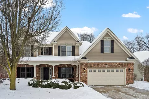 605 Willow St, Sugar Grove, IL 60554