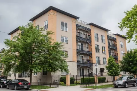 2720 W Cortland St #406, Chicago, IL 60647