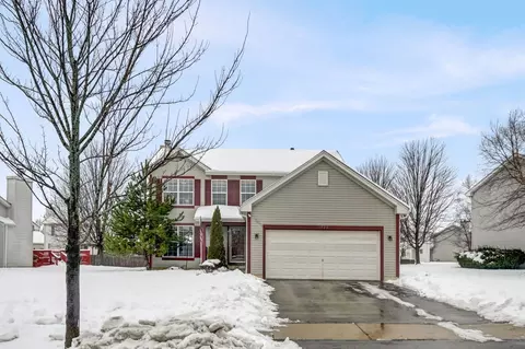 1524 S Amarias Dr, Round Lake, IL 60073
