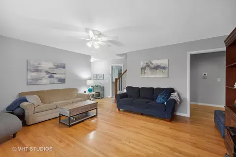 1216 Modaff Rd, Naperville, IL 60540 photo 4