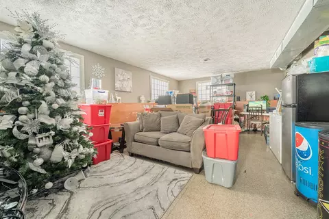 15310 Birch Ave, Markham, IL 60428 photo 9
