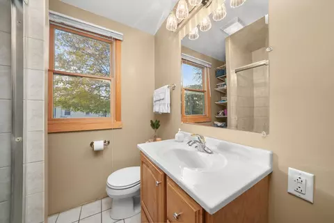 Bath - 3906 216th St, Matteson, IL 60443 photo 1 of 3