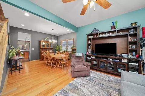 Living - 3906 216th St, Matteson, IL 60443 photo 1 of 6