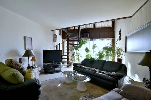 1296 E Washington St #7, Des Plaines, IL 60016 photo 10