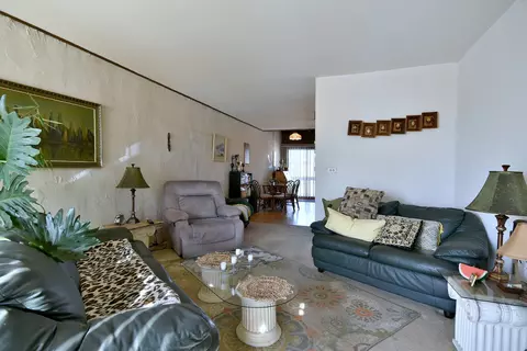 1296 E Washington St #7, Des Plaines, IL 60016 photo 12