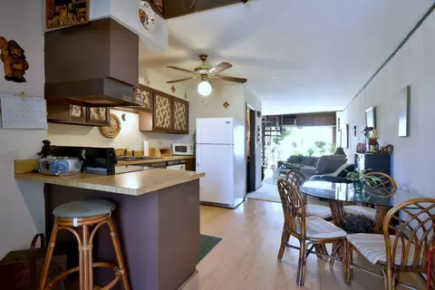 1296 E Washington St #7, Des Plaines, IL 60016 photo 2