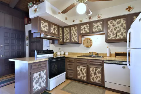 1296 E Washington St #7, Des Plaines, IL 60016 photo 6