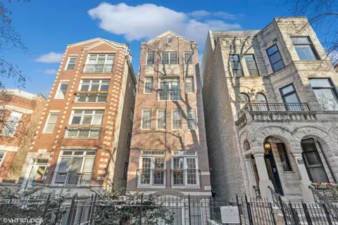 630 W Briar Pl #4, Chicago, IL 60657