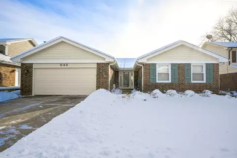 648 Farnham Ln, Wheaton, IL 60189