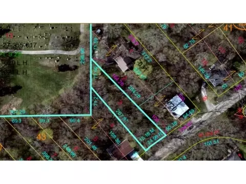 1090 Pioneer Rd, Algonquin, IL 60102