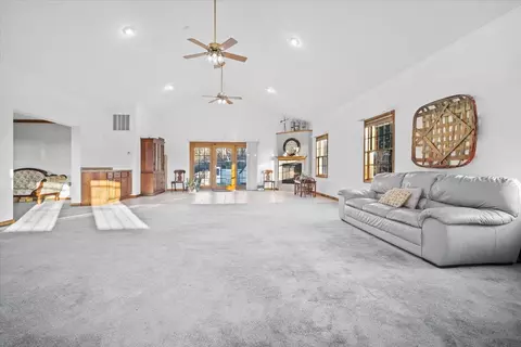 219 Reaba Ave, Congerville, IL 61729 photo 22