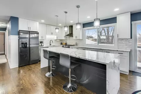 1207 E Paddock Dr, Palatine, IL 60074 photo 7