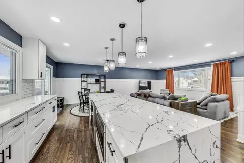 1207 E Paddock Dr, Palatine, IL 60074 photo 9