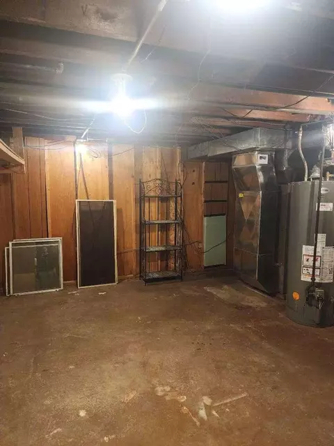 Undisclosed, Kankakee, IL 60901 photo 11
